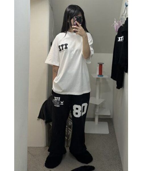 ITZAVIBE（イッザバイブ）の「08 MINI LOGO SWEAT PANTS - BLACK（スウェットパンツ・レディース・その他・LARGE/MEDIUM）」の7枚目の写真
