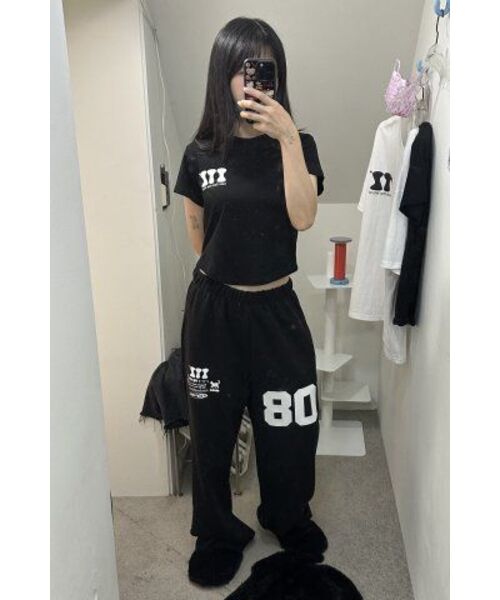 ITZAVIBE（イッザバイブ）の「08 MINI LOGO SWEAT PANTS - BLACK（スウェットパンツ・レディース・その他・LARGE/MEDIUM）」の8枚目の写真