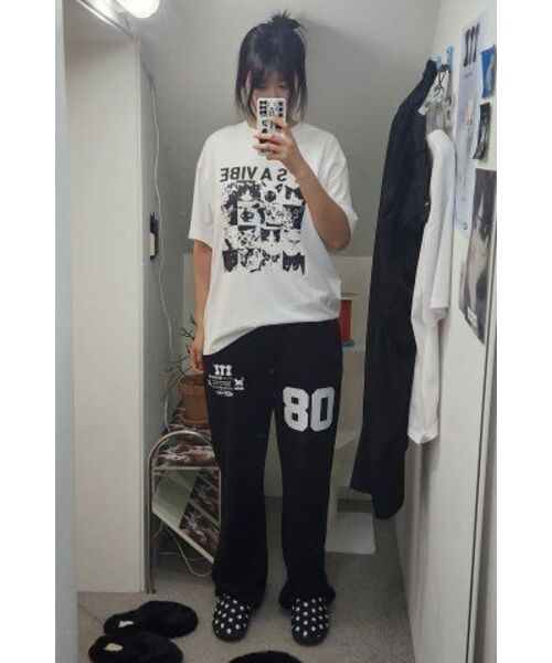 ITZAVIBE（イッザバイブ）の「08 MINI LOGO SWEAT PANTS - BLACK（スウェットパンツ・レディース・その他・LARGE/MEDIUM）」の9枚目の写真
