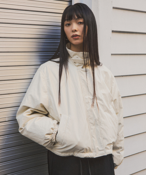 CITTA(シータ)の「レザークロップダックダウンパディング_CTP801(アイボリー)(ダウンジャケット/コート・レディース・アイボリー・FREE)」の2枚目の写真