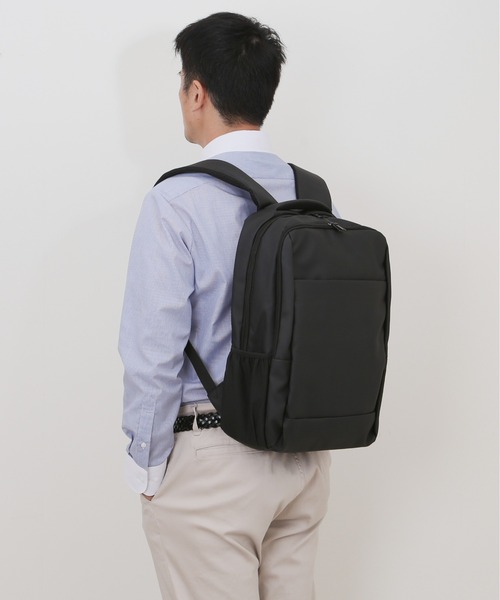 BACKYARD FAMILY(バックヤードファミリー)の「UNITED CLASSY ユナイテッドクラッシー ビジネスリュック(バックパック/リュック・メンズ・ブラック・FREE)」の10枚目の写真