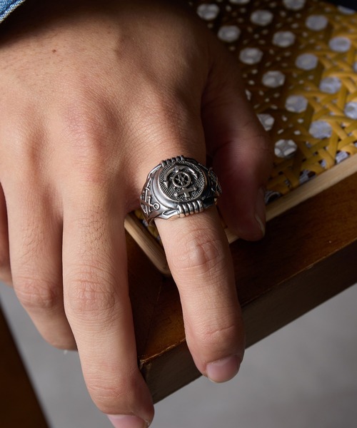 MAISON CLUB(メゾンクラブ)の「【MAISON CLUB】U.S.NAVY Ring TYPE-2 FreeSize / Silver925/ KUN/ フリーサイズ シルバー925 リング(リング・メンズ・シルバー・FREE)」の8枚目の写真