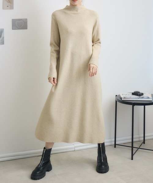 RU.TI.LE（ルチル）の「【RU.TI.LE】ハイネックニットワンピース（ワンピース・レディース・モカ/ベージュ・MEDIUM）」の10枚目の写真