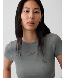 GAP（ギャップ）の「モダン リブ GAPロゴTシャツ（Tシャツ/カットソー）」