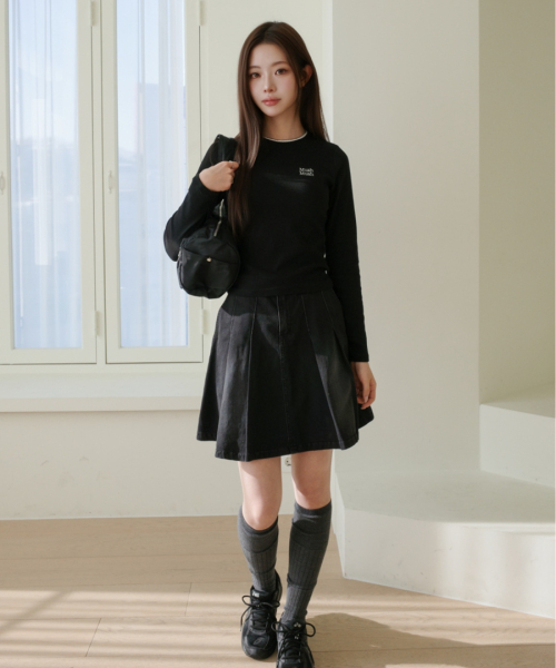 muahmuah（ムーアムーア）の「レースポイントクロップTシャツ [3色]（Tシャツ/カットソー・レディース・グレー/ブラック/アイボリー・FREE）」の6枚目の写真