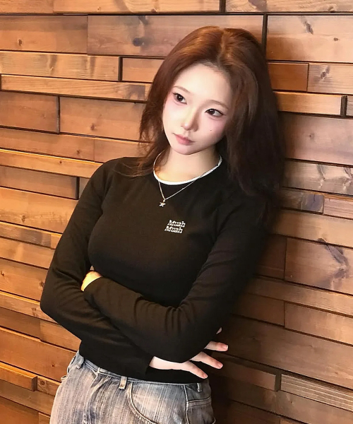 muahmuah（ムーアムーア）の「レースポイントクロップTシャツ [3色]（Tシャツ/カットソー・レディース・グレー/ブラック/アイボリー・FREE）」の8枚目の写真