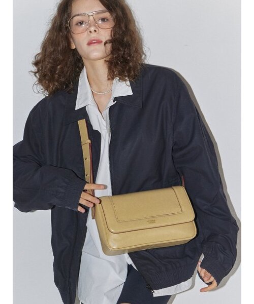 MAISON CREME(メゾンクレム)の「Red Crust Baguette bag_Butter Yellow(メッセンジャーバッグ・レディース・イエロー・FREE)」の1枚目の写真