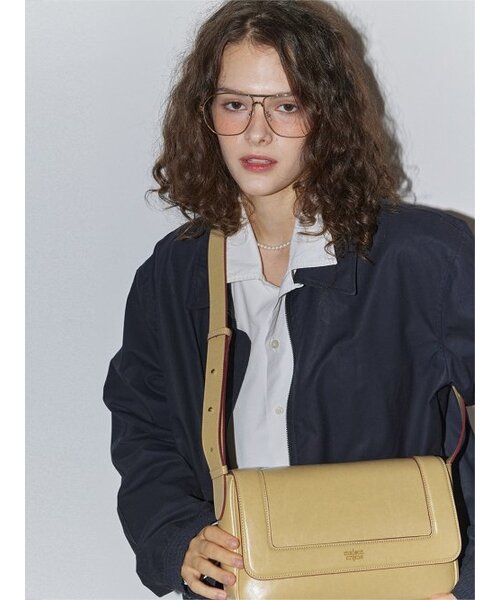 MAISON CREME(メゾンクレム)の「Red Crust Baguette bag_Butter Yellow(メッセンジャーバッグ・レディース・イエロー・FREE)」の3枚目の写真