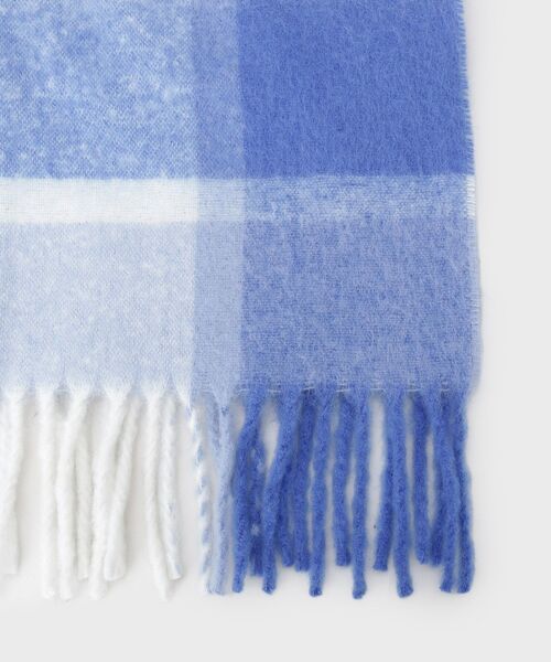 GALLEST（ギャレスト）の「チェックストール（ストール/ショール・レディース・オレンジ系その他3/ダークブラウン系1/ホワイト系4/ブルー系その他3・00）」の6枚目の写真