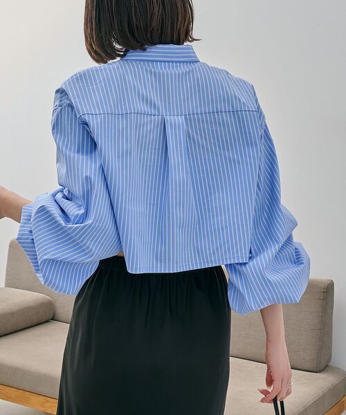 CAPRICIEUX LE'MAGE(カプリシューレマージュ)の「袖バルーンクロップシャツ(シャツ/ブラウス・レディース・ブルー/ホワイト/ベージュ・FREE)」の21枚目の写真