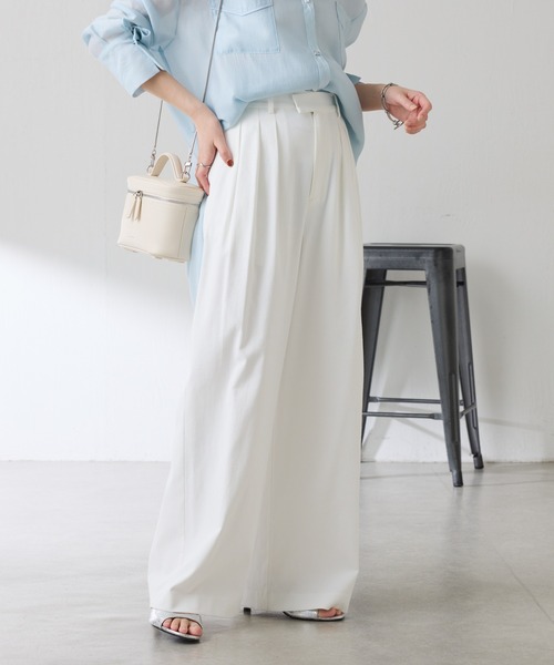 COLLAGE GALLARDAGALANTE（コラージュガリャルダガランテ）の「シェルタリング3タックパンツ/セットアップ可/WEB限定サイズ展開（スラックス・レディース・ブラウン/ホワイト/グリーン・0/1/TM/PS）」の15枚目の写真