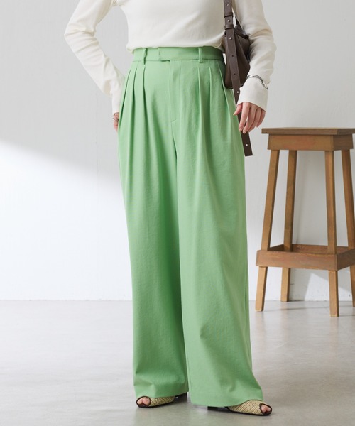 COLLAGE GALLARDAGALANTE（コラージュガリャルダガランテ）の「シェルタリング3タックパンツ/セットアップ可/WEB限定サイズ展開（スラックス・レディース・ブラウン/ホワイト/グリーン・0/1/TM/PS）」の9枚目の写真