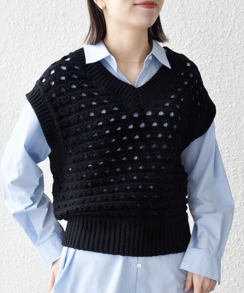 SHIPS any（シップス エニィ）の「SHIPS any:〈手洗い可能〉コットン ミックス 透かし編み Vネック ベスト（ベスト・レディース・ブラック/ホワイト/ライトブルー・ONE SIZE）」の18枚目の写真
