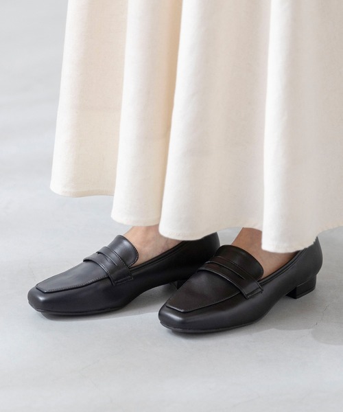 welleg(ウェレッグ)の「freely 4E 幅広 コインローファー(ローファー・レディース・アイボリー/シルバー/ブラック・22.0cm/22.5cm/23.0cm/23.5cm/24.0cm/24.5cm/25.0cm/25.5cm/26.0cm)」の11枚目の写真