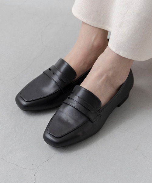 welleg(ウェレッグ)の「freely 4E 幅広 コインローファー(ローファー・レディース・アイボリー/シルバー/ブラック・22.0cm/22.5cm/23.0cm/23.5cm/24.0cm/24.5cm/25.0cm/25.5cm/26.0cm)」の9枚目の写真