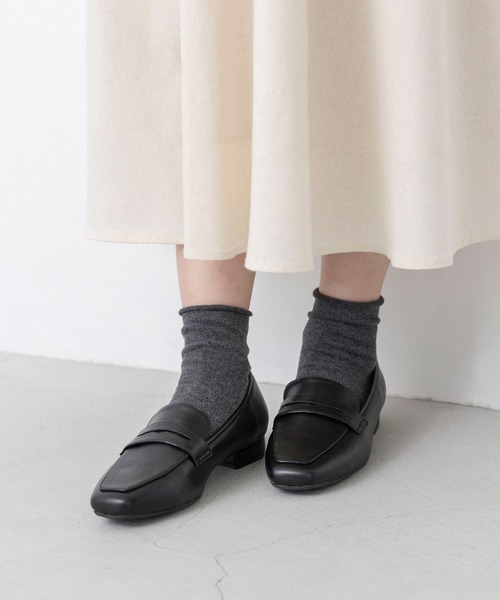 welleg(ウェレッグ)の「freely 4E 幅広 コインローファー(ローファー・レディース・アイボリー/シルバー/ブラック・22.0cm/22.5cm/23.0cm/23.5cm/24.0cm/24.5cm/25.0cm/25.5cm/26.0cm)」の16枚目の写真