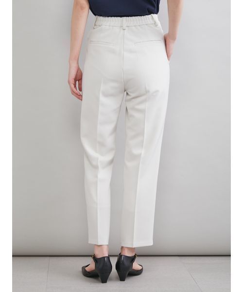 Mila Owen（ミラオーウェン）の「後ろゴムテーパードパンツ（その他パンツ・レディース・ホワイト/レッド/グリーン/ブラック・0/1/2/00）」の8枚目の写真