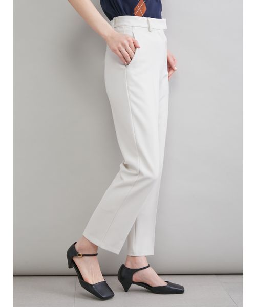 Mila Owen（ミラオーウェン）の「後ろゴムテーパードパンツ（その他パンツ・レディース・ホワイト/レッド/グリーン/ブラック・0/1/2/00）」の14枚目の写真