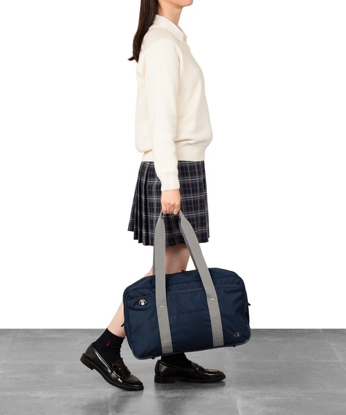 Champion（チャンピオン）の「チャンピオン スクールバッグ ナイロン 通学 20234（トートバッグ・メンズ・ブラック/ネイビー・FREE）」の4枚目の写真