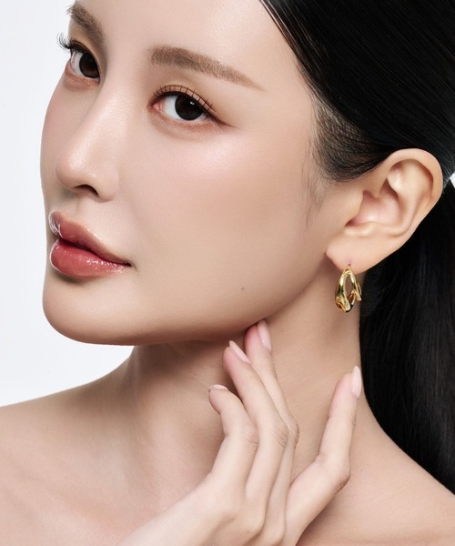 Lyvi(ライビィ)の「Crescent Curve Piercing / 金属アレルギー対応(ピアス(両耳用)・レディース・シルバー/ゴールド・FREE)」の22枚目の写真