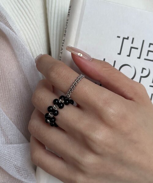 CAPRICIEUX LE'MAGE（カプリシューレマージュ）の「〈GOLDY/ゴールディ〉ビーズチェーンSETリング（ネックレス・レディース・シルバー/ゴールド・FREE）」の3枚目の写真