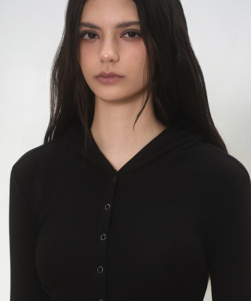 MUSINSA STANDARD WOMAN（ムシンサスタンダードウーマン）の「ウィメンズリブスリムフードパーカージャージーカーディガン[ブラック]（カーディガン/ボレロ・レディース・その他・X-SMALL/SMALL/MEDIUM/LARGE）」の7枚目の写真