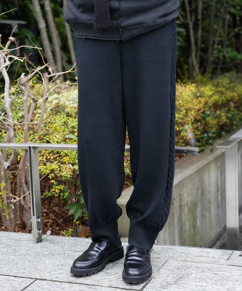 HARVESTY（ハーベスティ）の「HARVESTY/ハーベスティー CABLE SIDE KNIT PANTSケーブルサイドニットパンツ（その他パンツ・レディース・オリーブ/ブラック・1/2）」の4枚目の写真