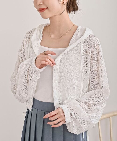 rps（アールピーエス）の「レース透かし編みパーカー（パーカー・レディース・オフホワイト/ブラック系その他2/ブラック/ホワイト系その他2・フリー）」の2枚目の写真