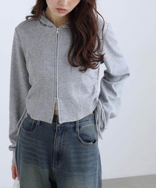 FREE'S MART（フリーズマート）の「◆サイドドロストコンパクトパーカー（パーカー・レディース・グレー/ネイビー/ホワイト・FREE）」の2枚目の写真