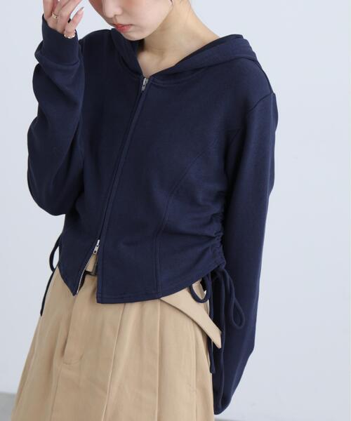 FREE'S MART（フリーズマート）の「◆サイドドロストコンパクトパーカー（パーカー・レディース・グレー/ネイビー/ホワイト・FREE）」の4枚目の写真