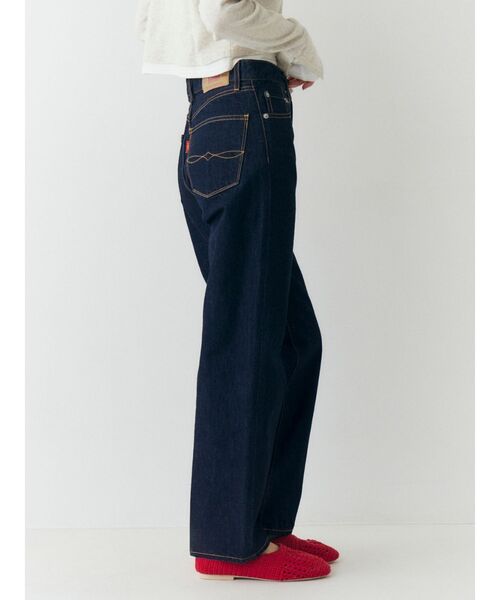 Ungrid(アングリッド)の「ハイウエストスリムストレートデニム(デニムパンツ・レディース・ブルー/インディゴブルー・26inch/25inch/24inch)」の5枚目の写真