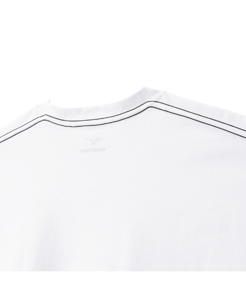 MIZUNO(ミズノ )の「MIZUNO LOOSE FIT T-SHIRT (LONG SLEEVE)(ミズノ ルーズフィットTシャツ(長袖))(Tシャツ/カットソー・メンズ・ブラウン/オリーブ系/ブラック/ホワイト・LARGE/MEDIUM/X-LARGE)」の6枚目の写真