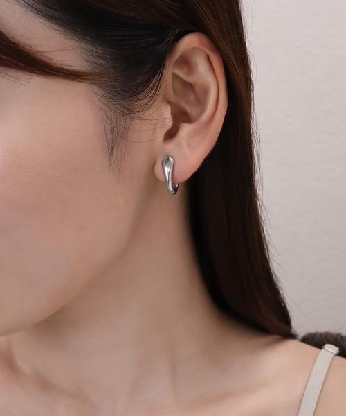 blackdia ocean(ブラックダイヤオーシャン)の「blackdia ocean アローイヤリング(イヤリング・レディース・ゴールド系その他/シルバー/ゴールド・FREE)」の1枚目の写真
