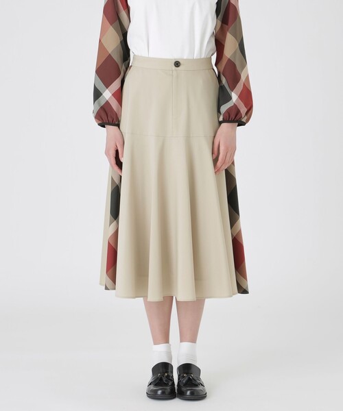BLUE LABEL CRESTBRIDGE（ブルーレーベルクレストブリッジ）の「サイドクレストブリッジチェックフレアスカート（スカート・レディース・ブルー系その他2/ダークネイビー/ベージュ・36/38）」の2枚目の写真