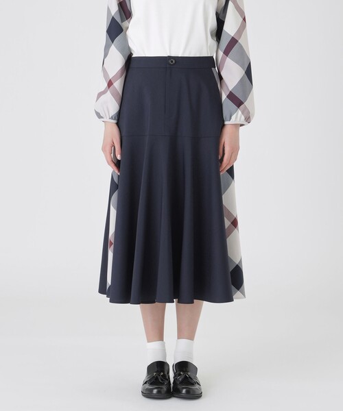 BLUE LABEL CRESTBRIDGE（ブルーレーベルクレストブリッジ）の「サイドクレストブリッジチェックフレアスカート（スカート・レディース・ブルー系その他2/ダークネイビー/ベージュ・36/38）」の3枚目の写真
