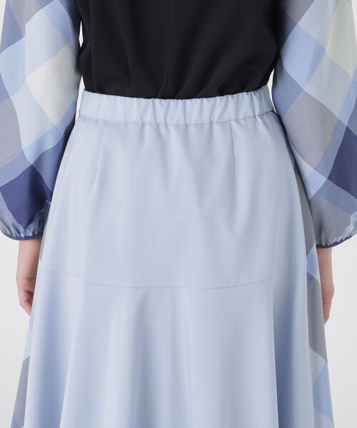 BLUE LABEL CRESTBRIDGE（ブルーレーベルクレストブリッジ）の「サイドクレストブリッジチェックフレアスカート（スカート・レディース・ブルー系その他2/ダークネイビー/ベージュ・36/38）」の8枚目の写真