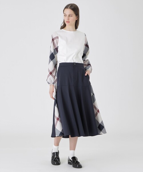 BLUE LABEL CRESTBRIDGE（ブルーレーベルクレストブリッジ）の「サイドクレストブリッジチェックフレアスカート（スカート・レディース・ブルー系その他2/ダークネイビー/ベージュ・36/38）」の11枚目の写真