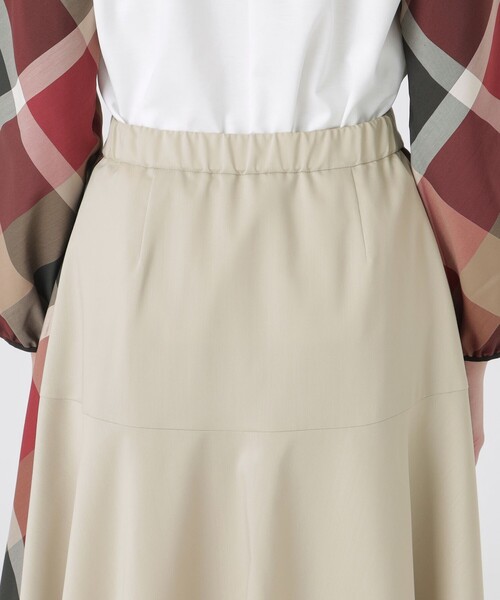 BLUE LABEL CRESTBRIDGE（ブルーレーベルクレストブリッジ）の「サイドクレストブリッジチェックフレアスカート（スカート・レディース・ブルー系その他2/ダークネイビー/ベージュ・36/38）」の22枚目の写真