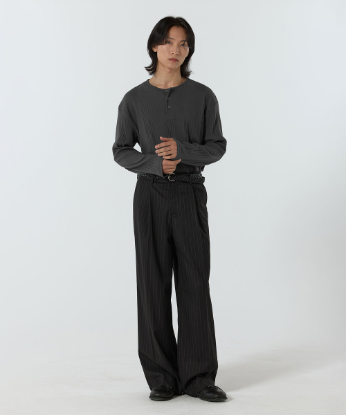 JUAN HOMME(ジュアンオム)の「ヘンリーネックロングスリーブTシャツ(チャコール)(Tシャツ/カットソー・メンズ・その他・SMALL/MEDIUM/LARGE)」の15枚目の写真