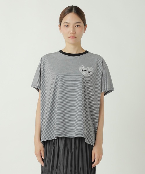 ZUCCa(ズッカ)の「HEART LOGO STRIPED T(Tシャツ/カットソー・レディース・ベージュ/ブラック/ブルー・M size)」の8枚目の写真