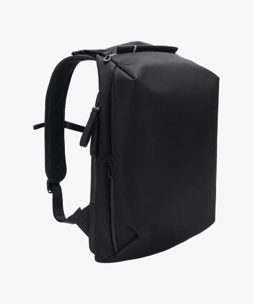 Lui's(ルイス)の「Saru Sleek Black(バックパック/リュック・メンズ・ブラック・FREE)」の1枚目の写真