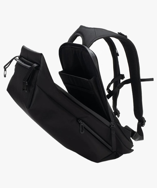 Lui's(ルイス)の「Saru Sleek Black(バックパック/リュック・メンズ・ブラック・FREE)」の4枚目の写真