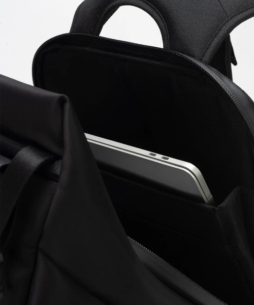 Lui's(ルイス)の「Saru Sleek Black(バックパック/リュック・メンズ・ブラック・FREE)」の7枚目の写真