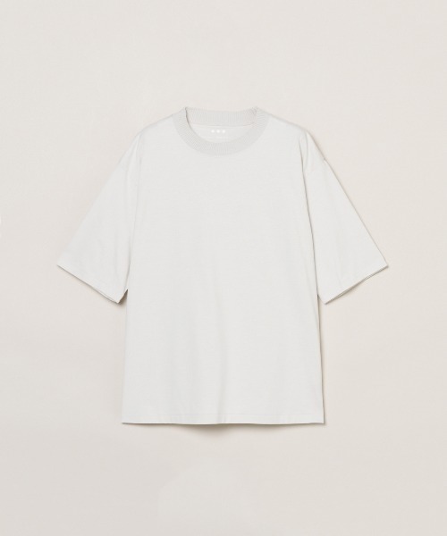 three dots（スリードッツ）の「パウダリーコットン クルーネックTシャツ（Tシャツ/カットソー・メンズ・ブラック/グレー系その他/ホワイト・SMALL/MEDIUM/LARGE）」の3枚目の写真