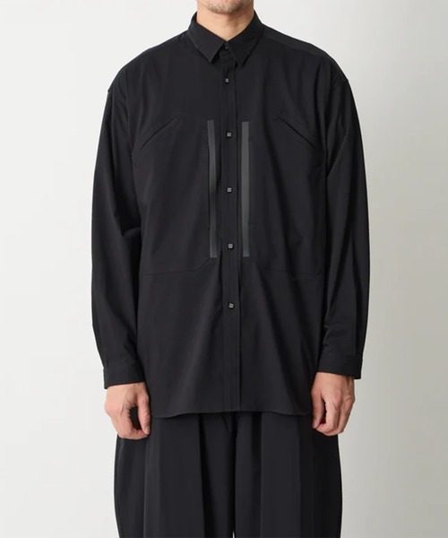 WHITE MOUNTAINEERING（ホワイトマウンテニアリング）の「【White Mountaineering / ホワイトマウンテニアリング】WIDE WORK SHIRT（シャツ/ブラウス・メンズ・ブラック・1/2）」の2枚目の写真