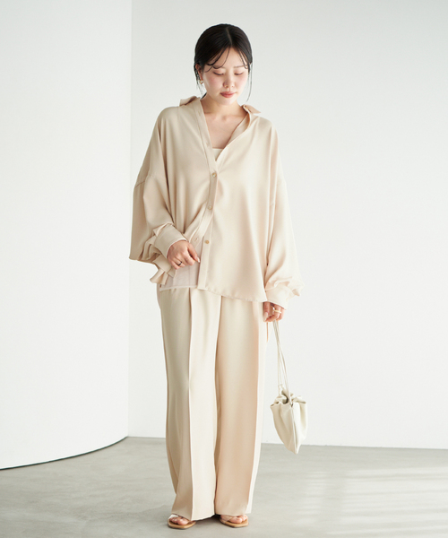 plage(プラージュ)の「Dolman Wrap シャツ(シャツ/ブラウス・レディース・ブラック/ベージュ・36/38)」の6枚目の写真
