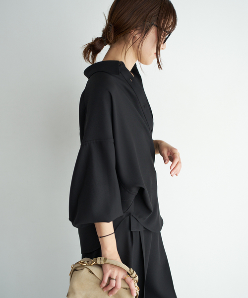 plage(プラージュ)の「Dolman Wrap シャツ(シャツ/ブラウス・レディース・ブラック/ベージュ・36/38)」の20枚目の写真