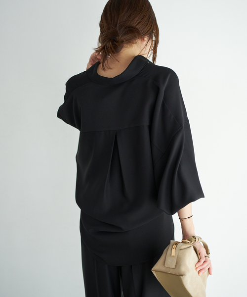 plage(プラージュ)の「Dolman Wrap シャツ(シャツ/ブラウス・レディース・ブラック/ベージュ・36/38)」の21枚目の写真