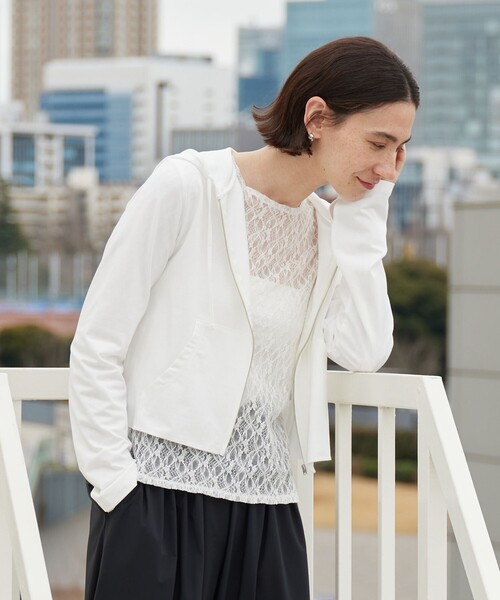 BEAUTY&YOUTH UNITED ARROWS(ビューティーアンドユースユナイテッドアローズ)の「【WEB限定 Wardrobe DAILY MINIMAL】フードジップパーカー UVカット 接触冷感 ウォッシャブル(パーカー・レディース・ブラック/ホワイト/ロイヤルブルー・FREE)」の5枚目の写真
