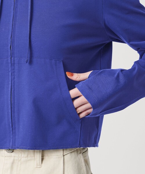 BEAUTY&YOUTH UNITED ARROWS(ビューティーアンドユースユナイテッドアローズ)の「【WEB限定 Wardrobe DAILY MINIMAL】フードジップパーカー UVカット 接触冷感 ウォッシャブル(パーカー・レディース・ブラック/ホワイト/ロイヤルブルー・FREE)」の20枚目の写真